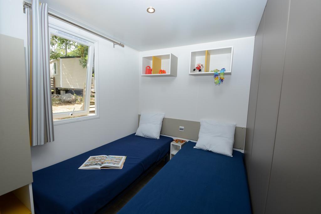 Camping Le Parc Saint-Paul-en-Foret Ngoại thất bức ảnh